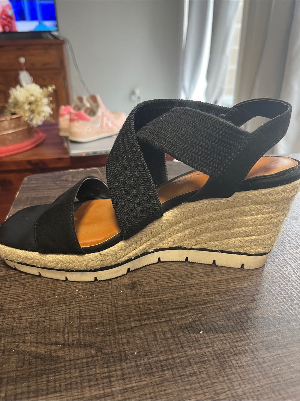 Kelly & Katie Black Crisscross Wedge Sandals - Picture 2 of 5